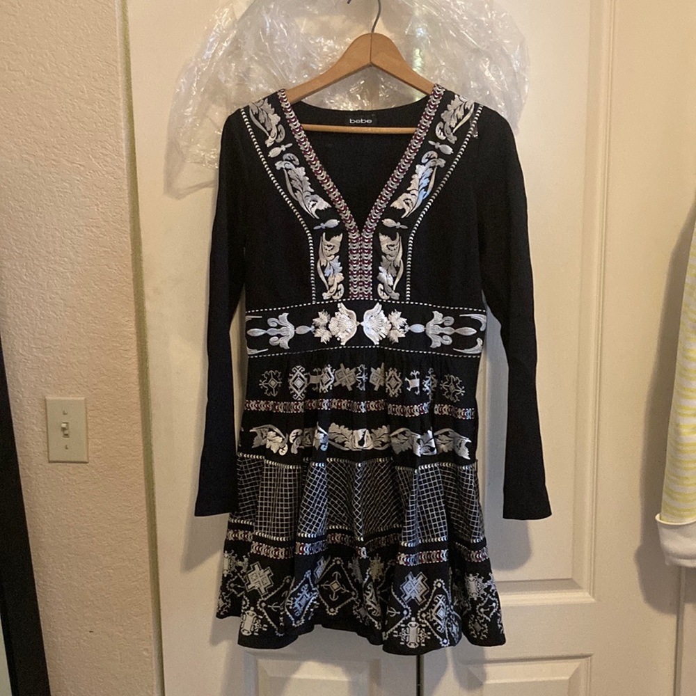 Beautiful BeBe dress!